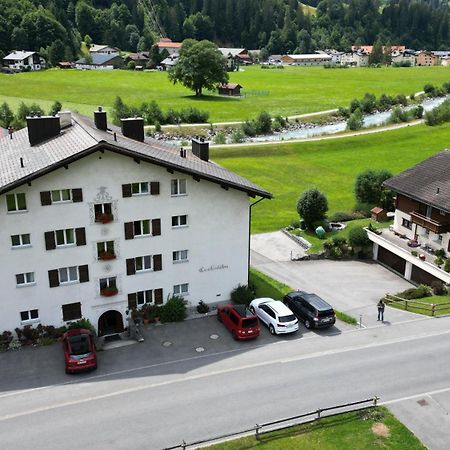 Gemuetliches Appartement Fuer Erholung Und Sport Klosters Bagian luar foto